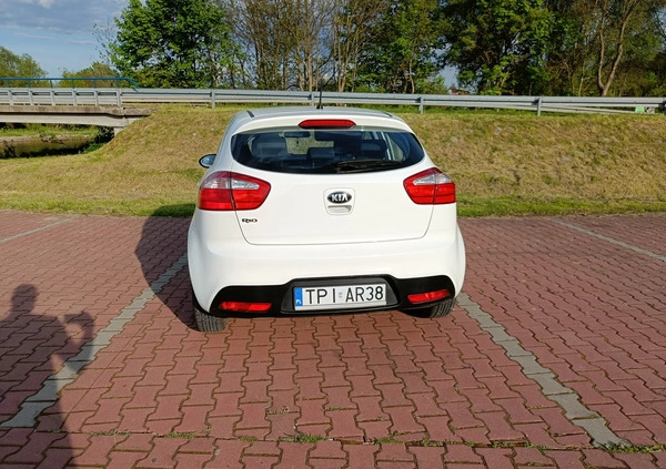 Kia Rio cena 23200 przebieg: 177000, rok produkcji 2013 z Pińczów małe 326